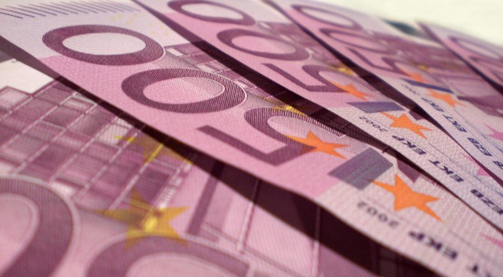 Korupcia oberá štát o pol miliardy eur ročne